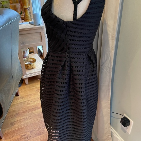 Everly Black Dress with Lace Pattern and Gold Zipper in Back Lined Size Small - Picture 4 of 16